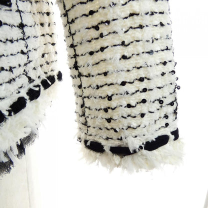 Chanel Vintage Collarless Jacket — view 6