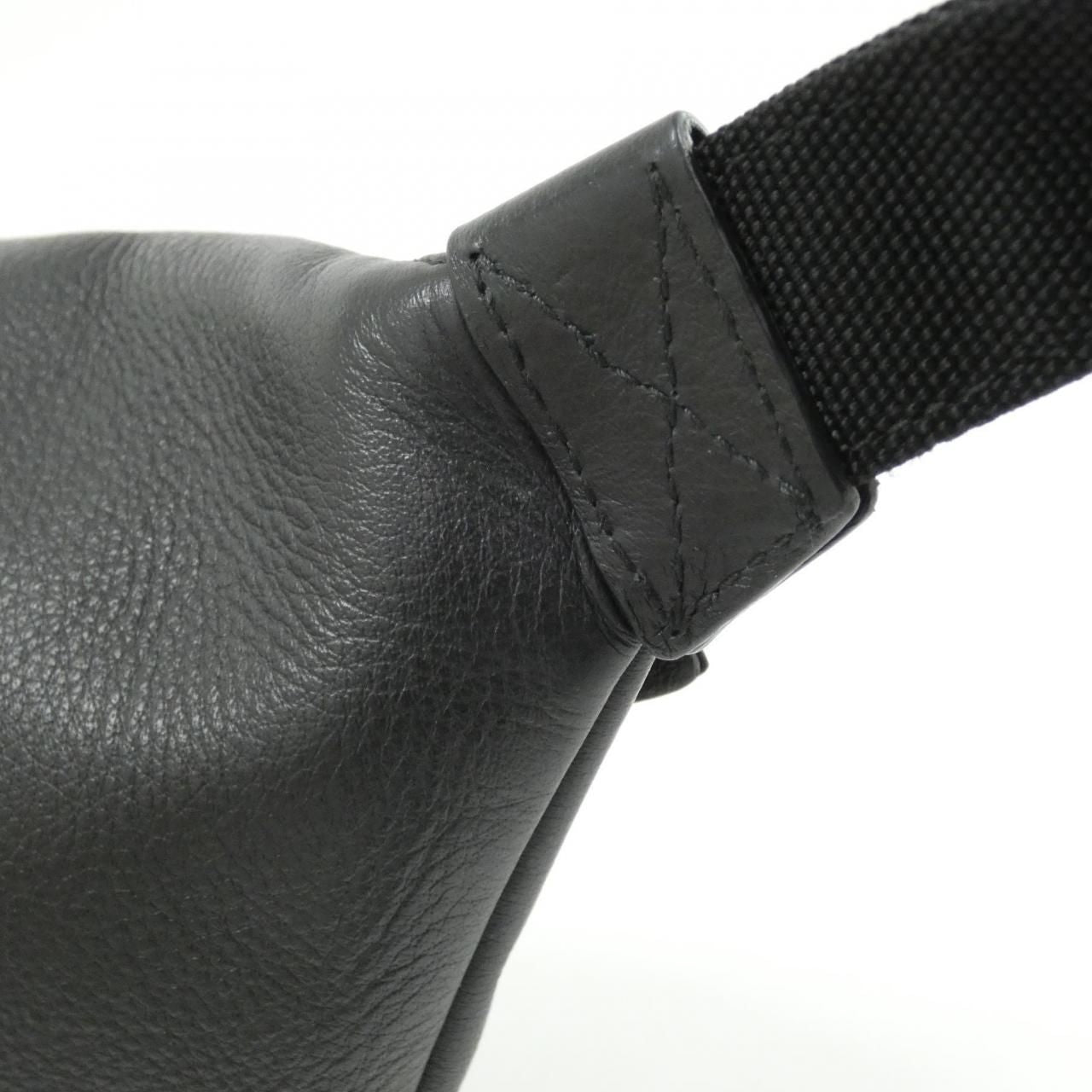 Balenciaga Everyday Belt Pack L Waist Bag — view 6