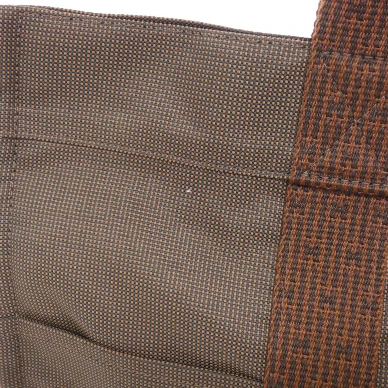Hermes Her Line MM Bag — view 4