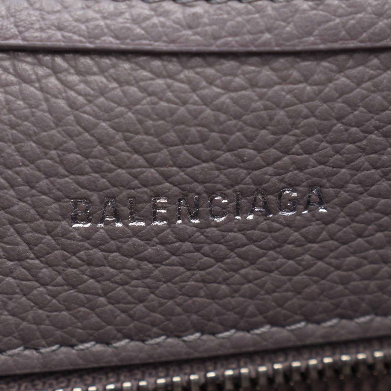 Balenciaga Handbag Everyday XS North South 2-Way Gray Leather — view 4