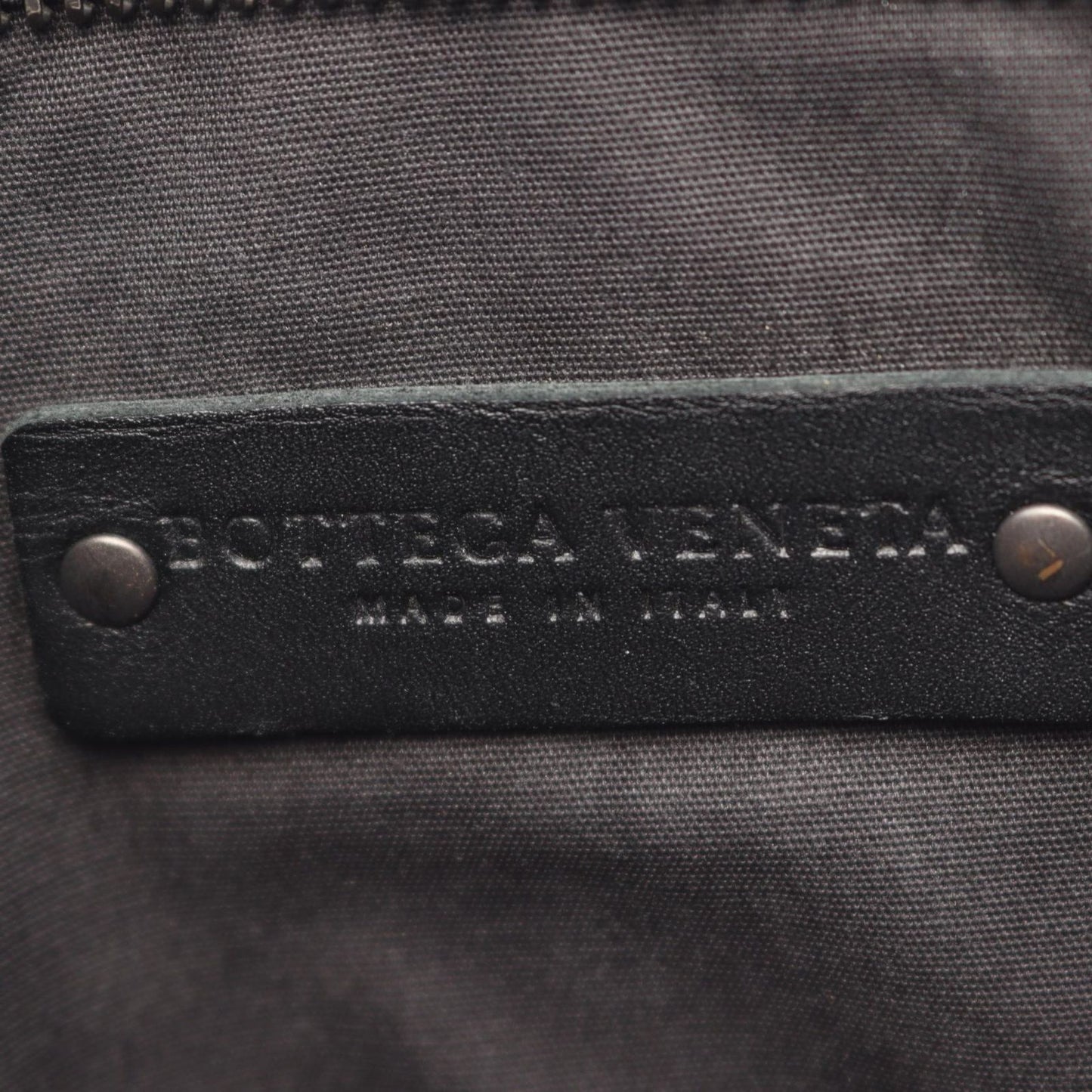 Bottega Veneta Shoulder Bag Intrecciato Black Leather — view 4