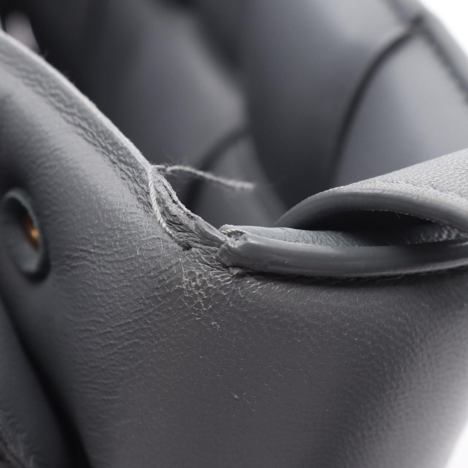 Bottega Veneta Shoulder Bag Padded Cassette Intrecciato Gray Leather Maxi — view 5