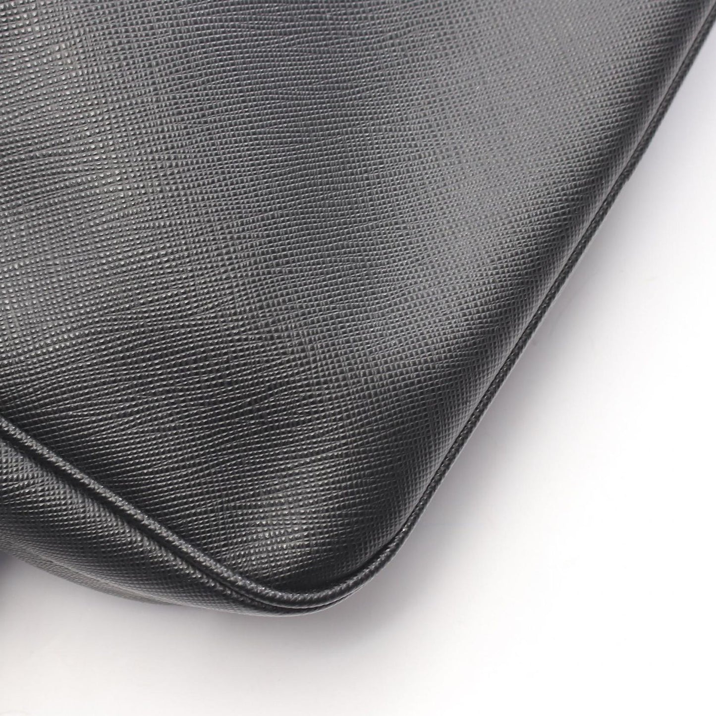 Prada Shoulder Bag Re-Edition Black Saffiano Leather 2005 2-Way — view 5