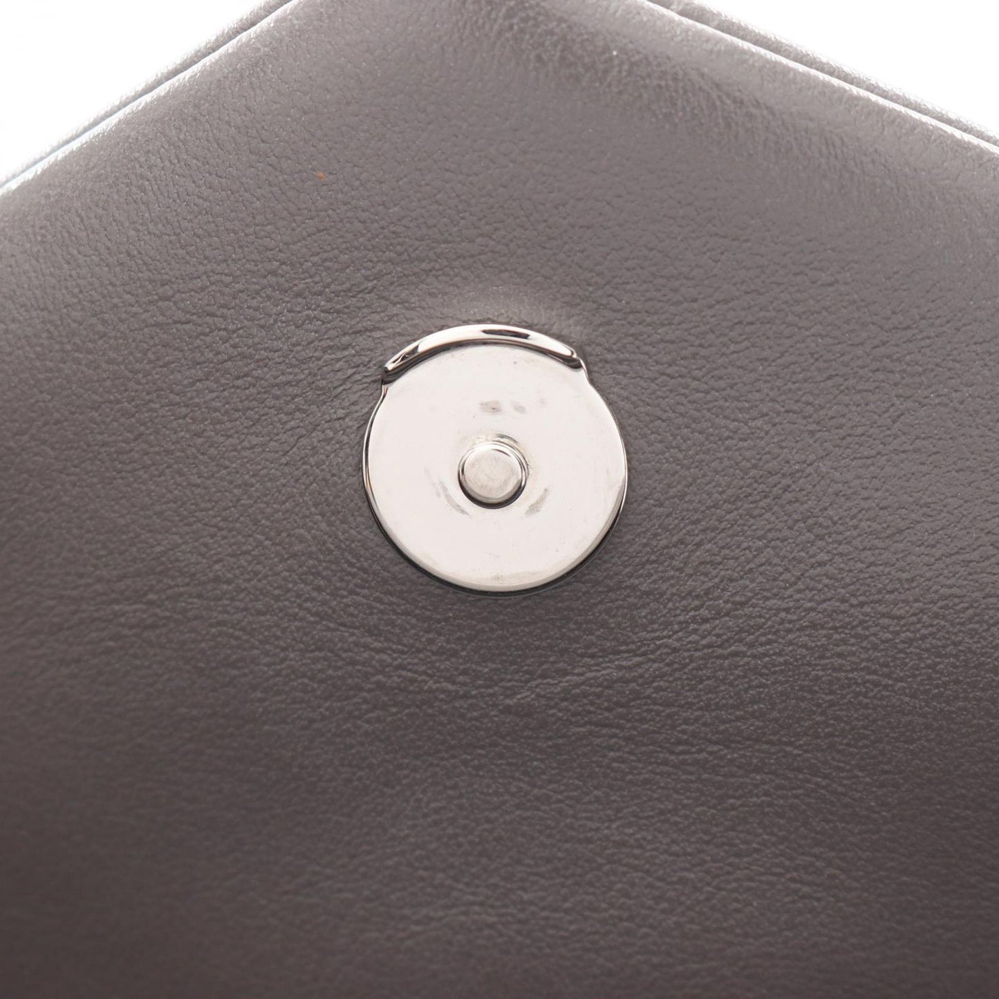 Saint Laurent Paris Shoulder Bag Toy Loulou Gray Leather — view 5