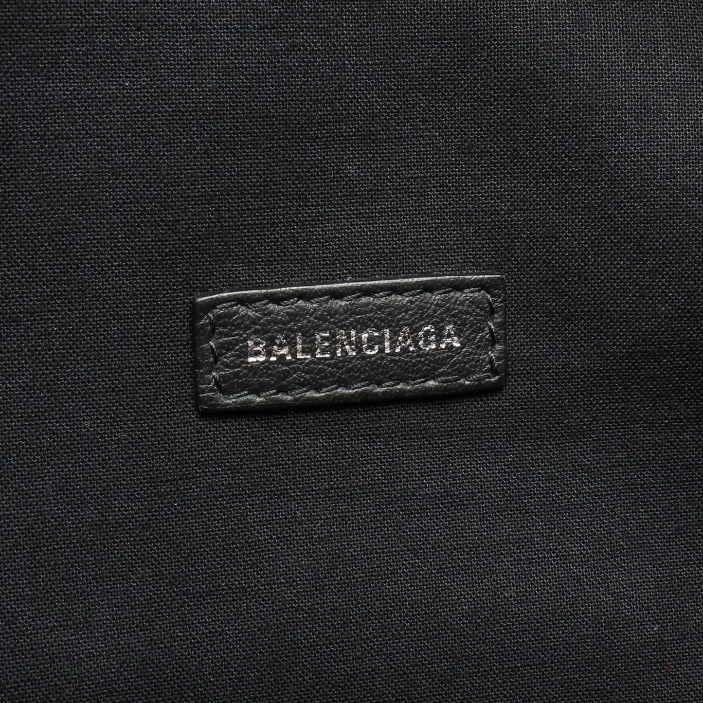 Balenciaga Waist Bag Everyday Beltpack Black White Leather — view 4