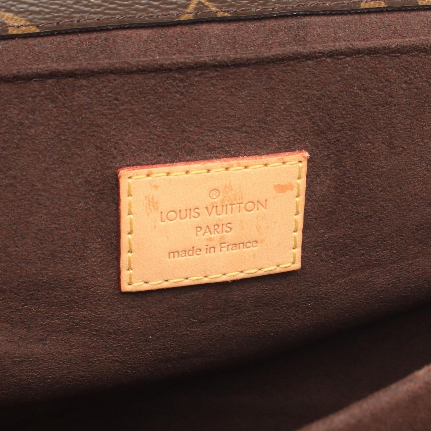 Louis Vuitton Handbag Pochette Metis MM Leather — view 4