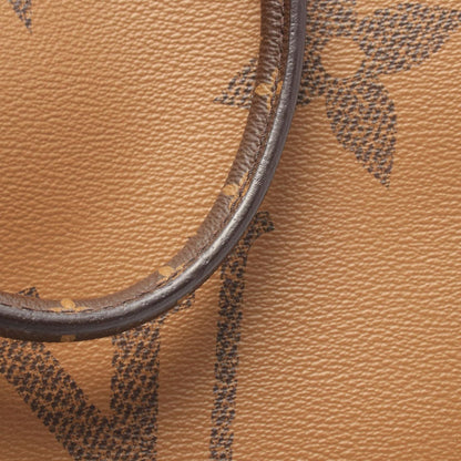 Louis Vuitton Shoulder Bag On The Go GM Monogram Giant Reverse Leather — view 8