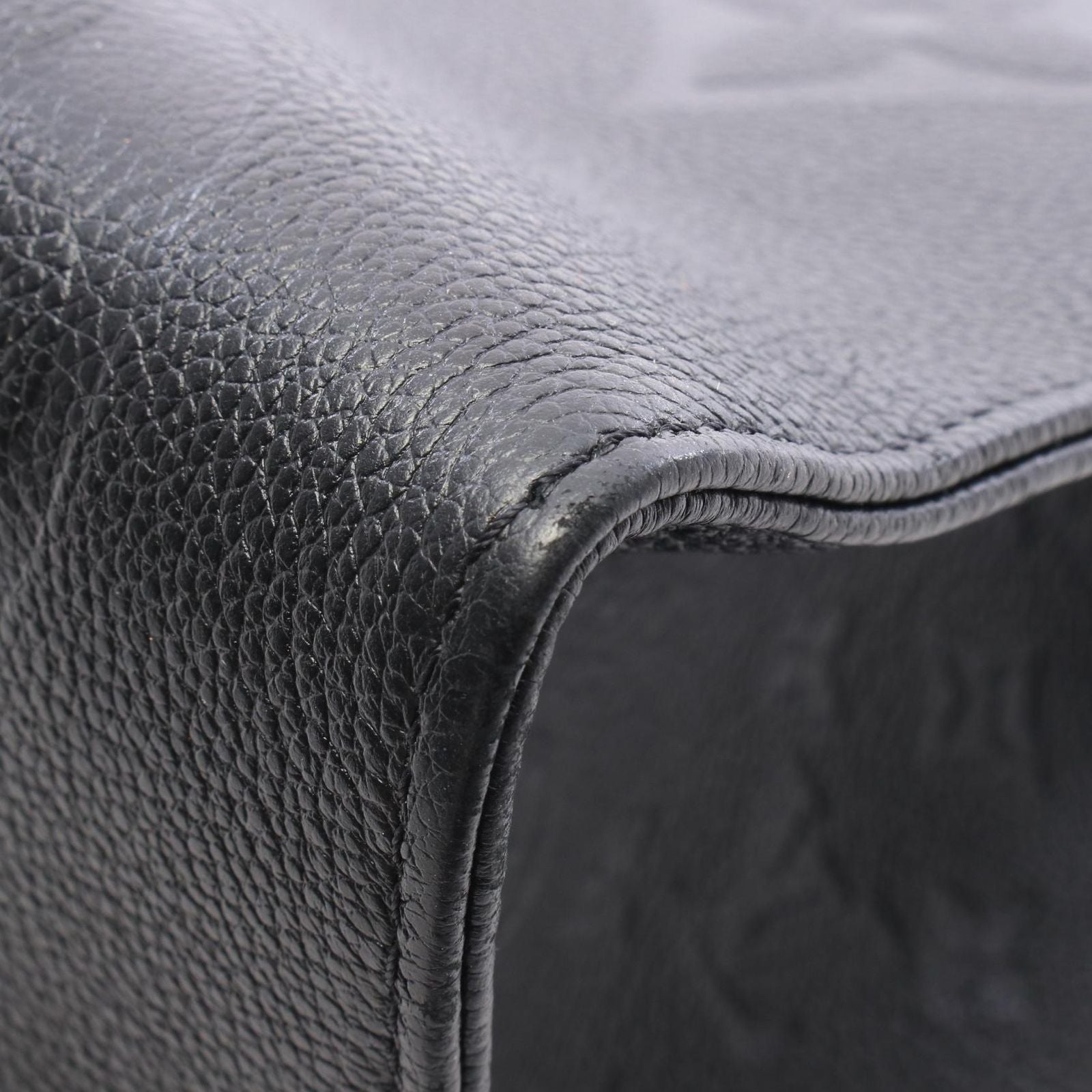 Louis Vuitton Tote Bag On The Go GM Monogram Empreinte Noir Leather — view 5