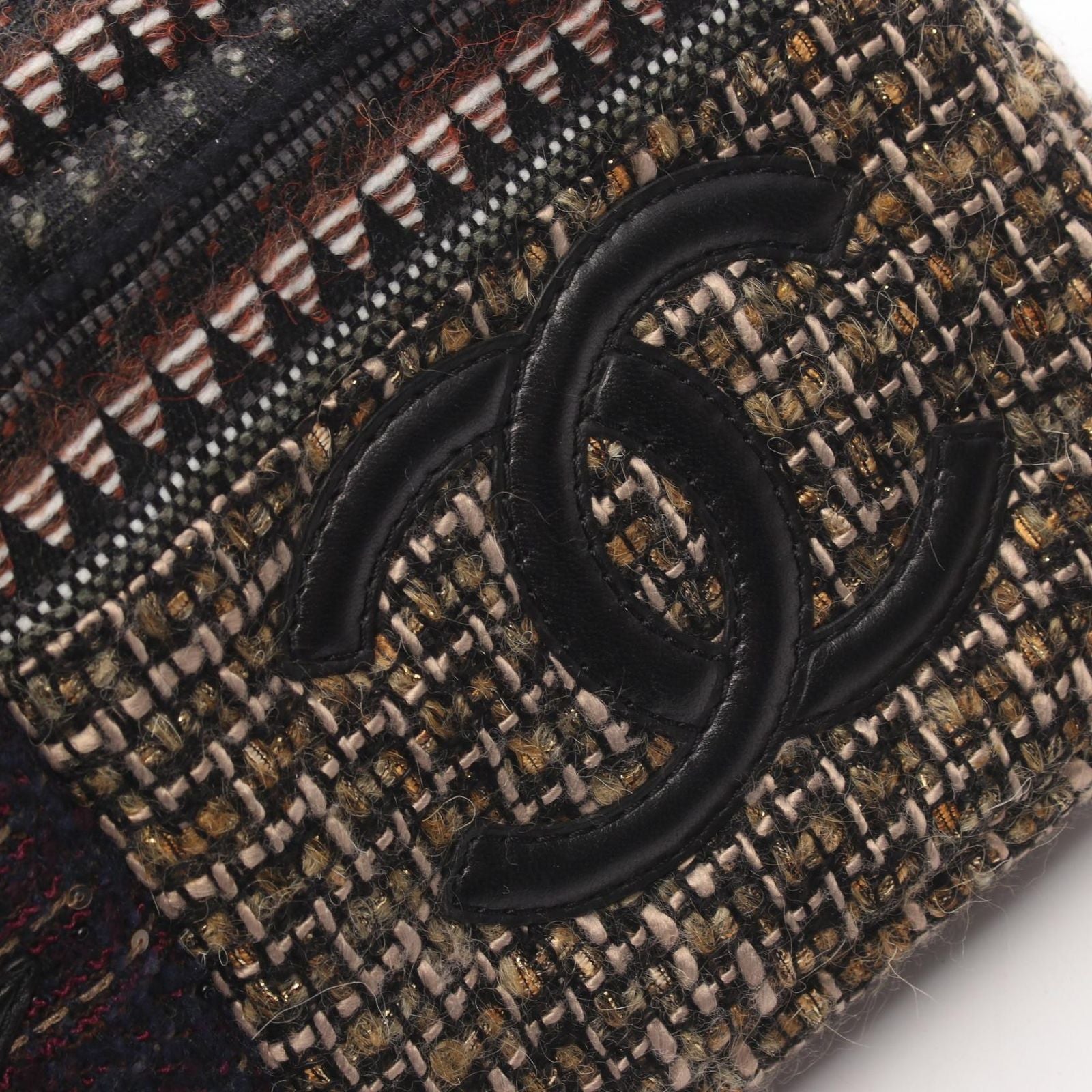 Chanel Shoulder Bag CC Logo Multicolor Fabric Leather Chain — view 7
