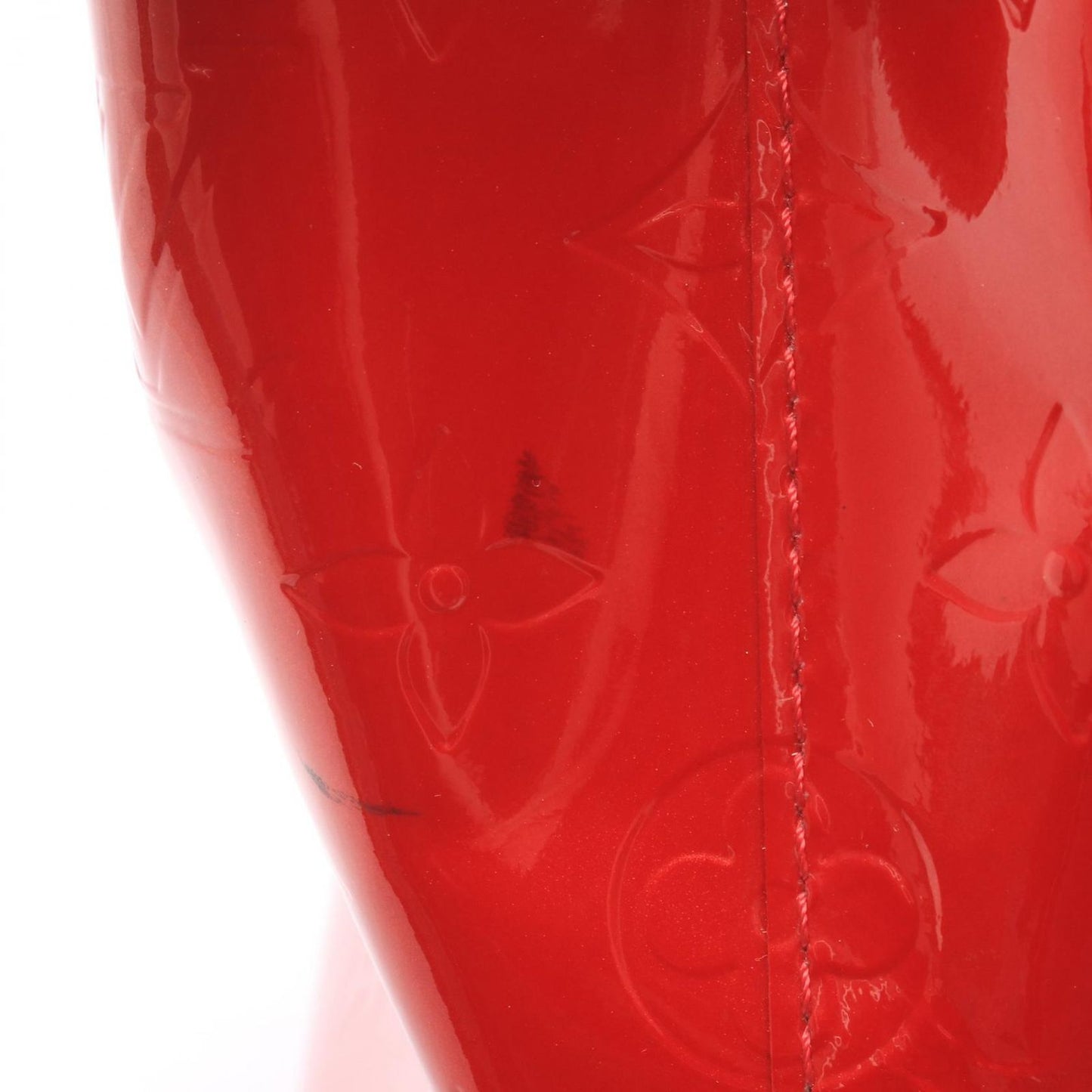 Louis Vuitton Handbag Reade PM Monogram Vernis Pomme D'amour Leather — view 7