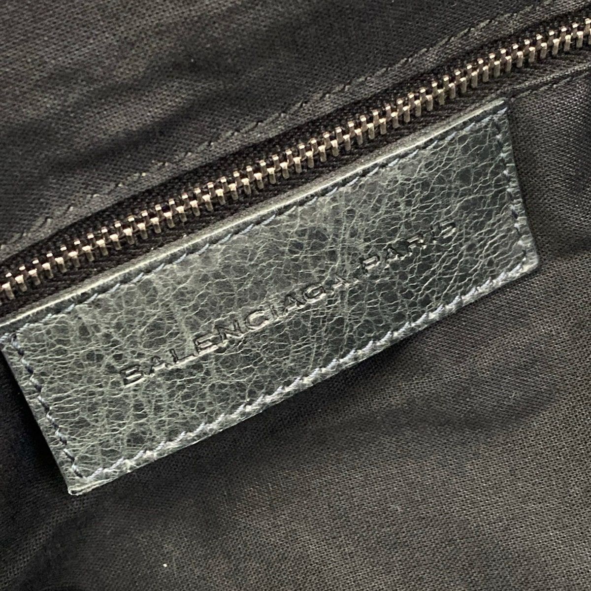 Balenciaga Shoulder Bag the Day Dark Green Leather — view 8