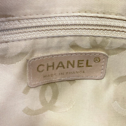 Chanel Shoulder Bag Wild Stitch Light Brown Matte Gold Leather — view 8