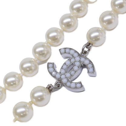 Chanel CC Logo Pearl — view 2