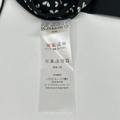 Louis Vuitton Navy Heart Shorts 34 — view 5