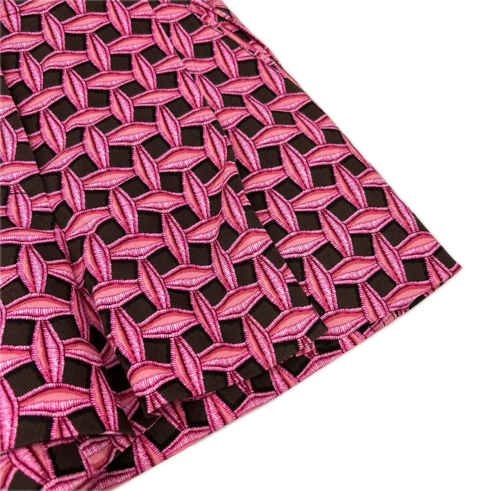 Louis Vuitton Pink All Over Print Stretch Shorts 34 — view 7