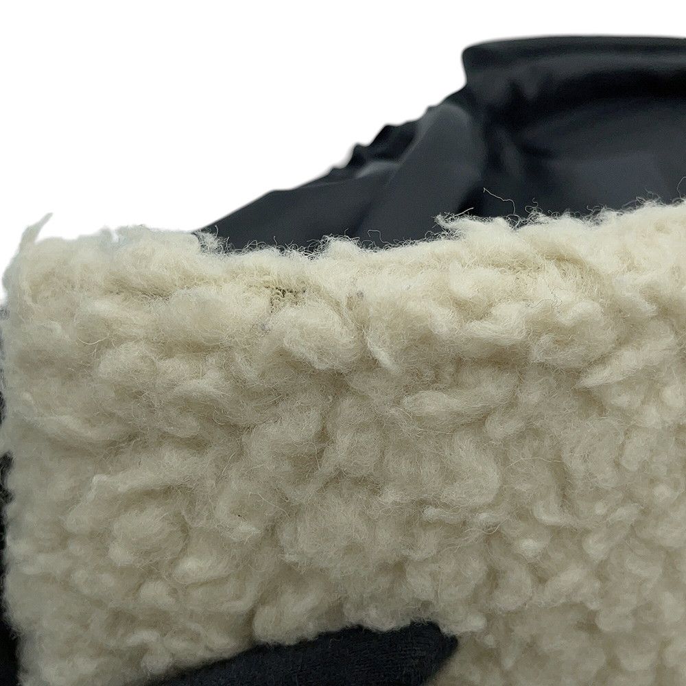 Chanel Tote Coco Neige Quilted CC Logo Fleece Drawstring Shearling Nylon 2-Way — view 7