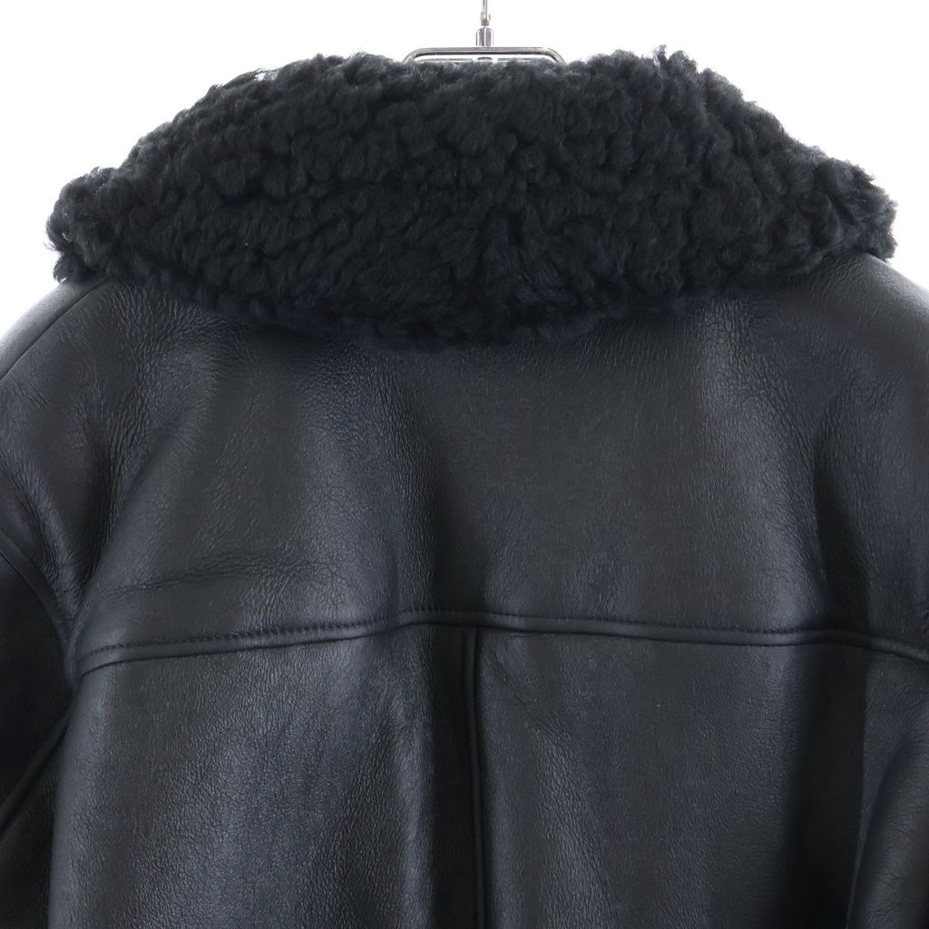 Chanel CC Logo Shearling Short Jacket Black — view 4