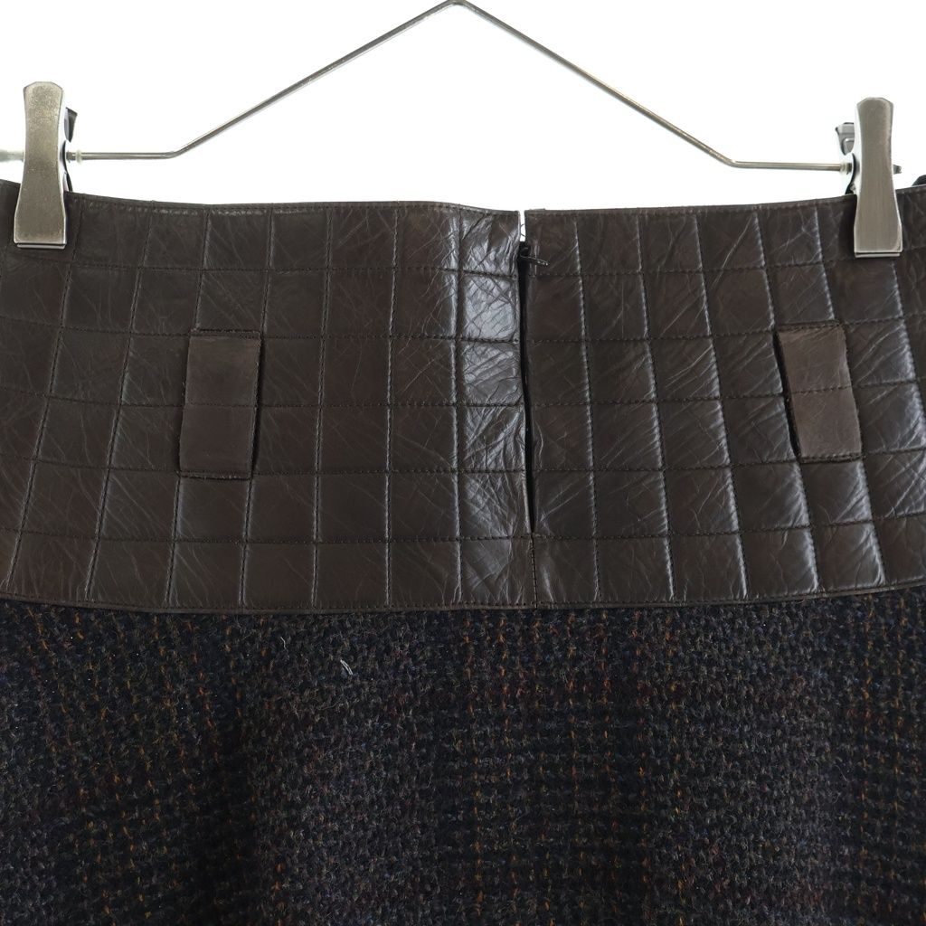 Chanel Set Tweed Jacket & Mini Skirt CC Logo Choco Bar Brown — view 6