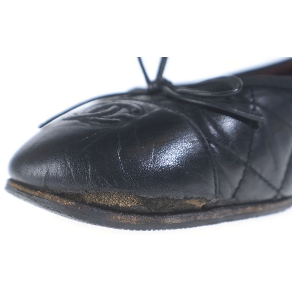 Chanel Quilted CC Logo Ballerina Flat Shoes Leather Pumps Black — view 6