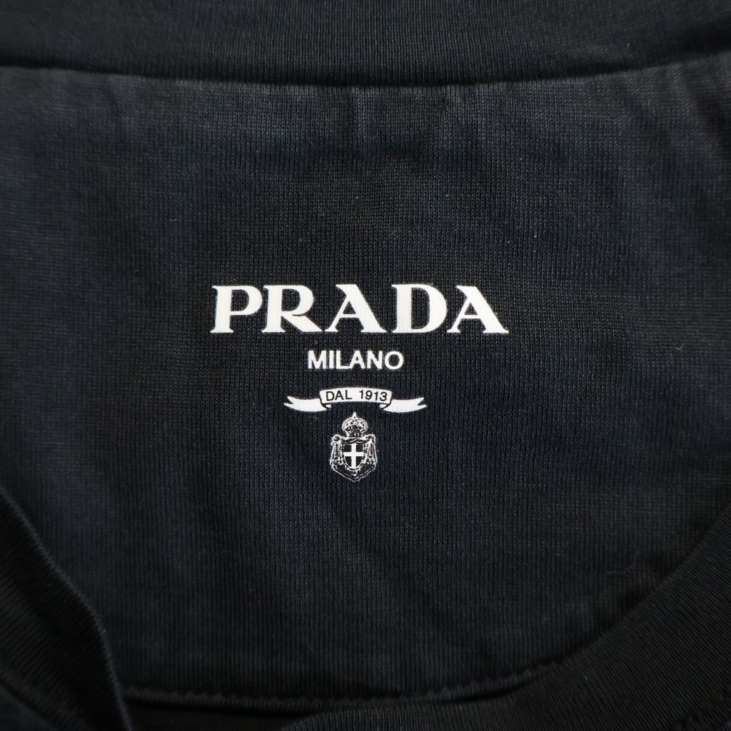 Prada Front Triangle Logo Patch Crew Neck Short Sleeve T-Shirt Black — view 6