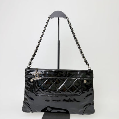 Chanel CC Logo Charm Quilted Chain Shoulder Bag Patent Leather Black Silver