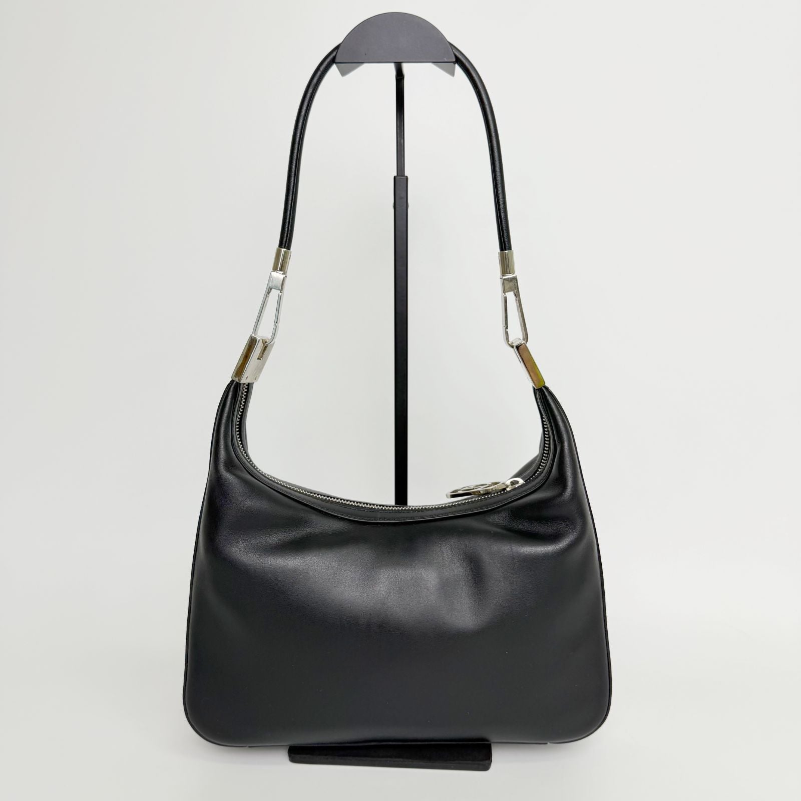 Gucci G Logo Zip Pull Hobo Shoulder Bag Leather Black Silver Vintage — view 3