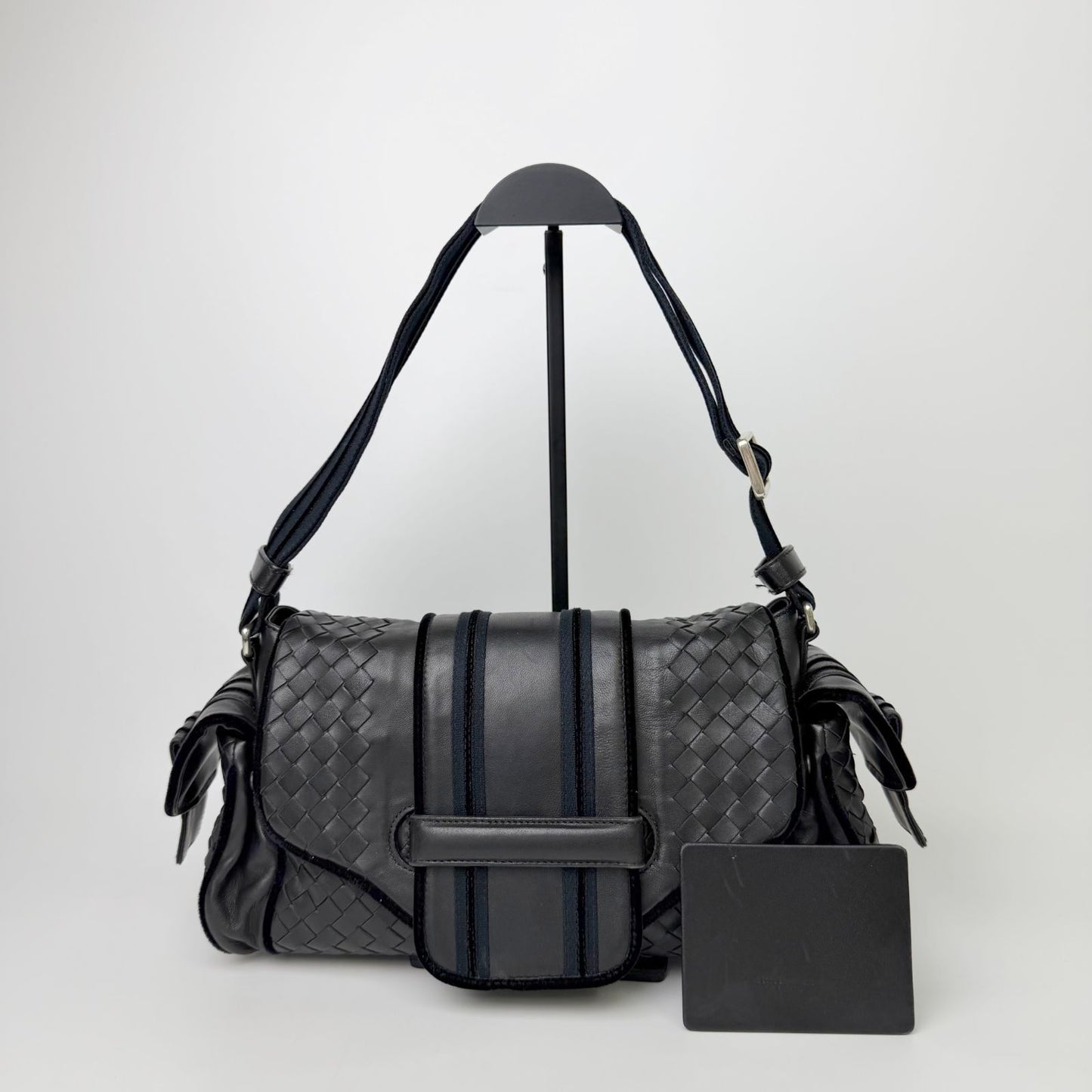 Bottega Veneta Intrecciato Multi Pocket Shoulder Bag Leather Black Vintage