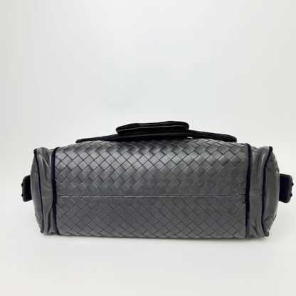 Bottega Veneta Intrecciato Multi Pocket Shoulder Bag Leather Black Vintage — view 6