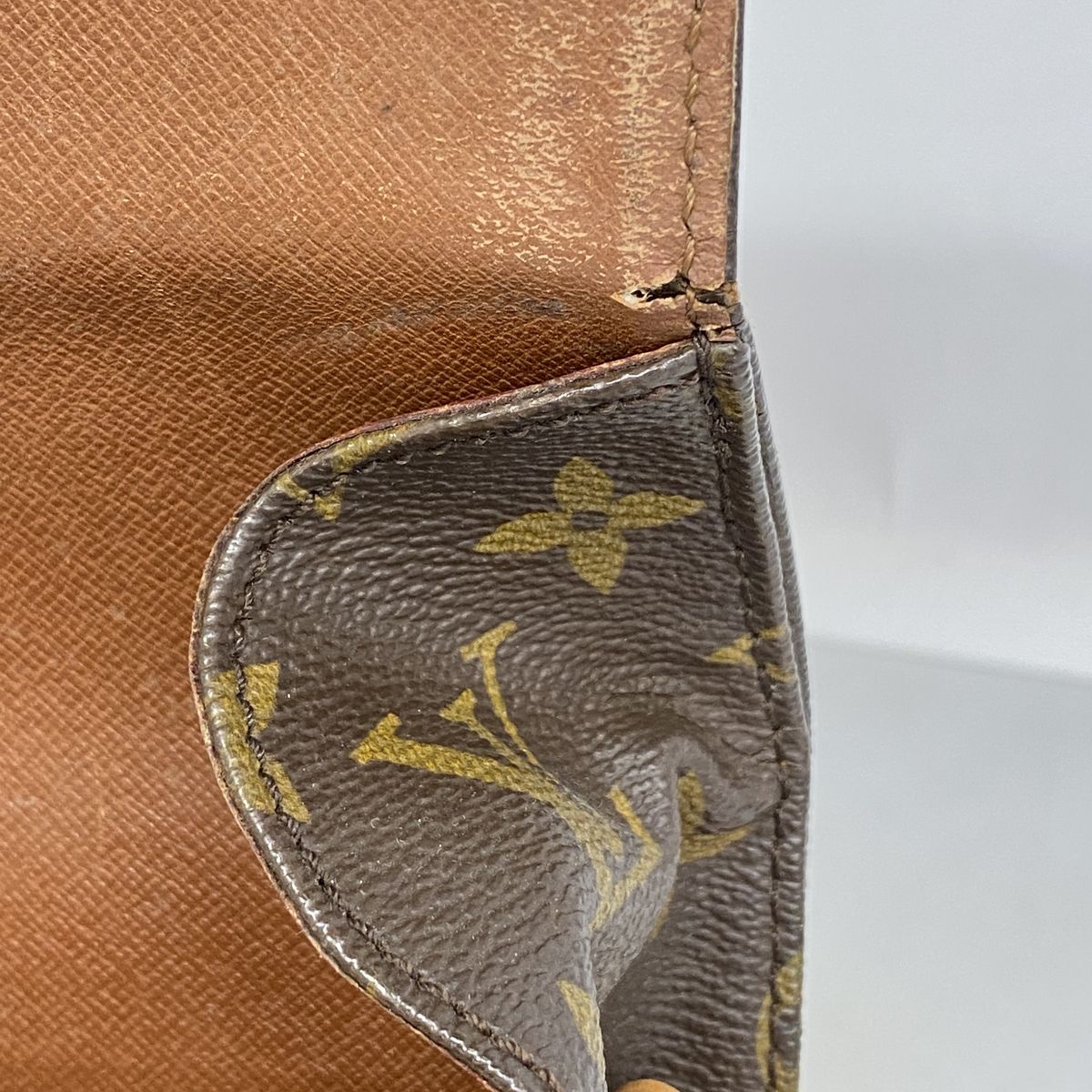 Louis Vuitton Shoulder Bag Monogram Cartouchiere GM Brown — view 6