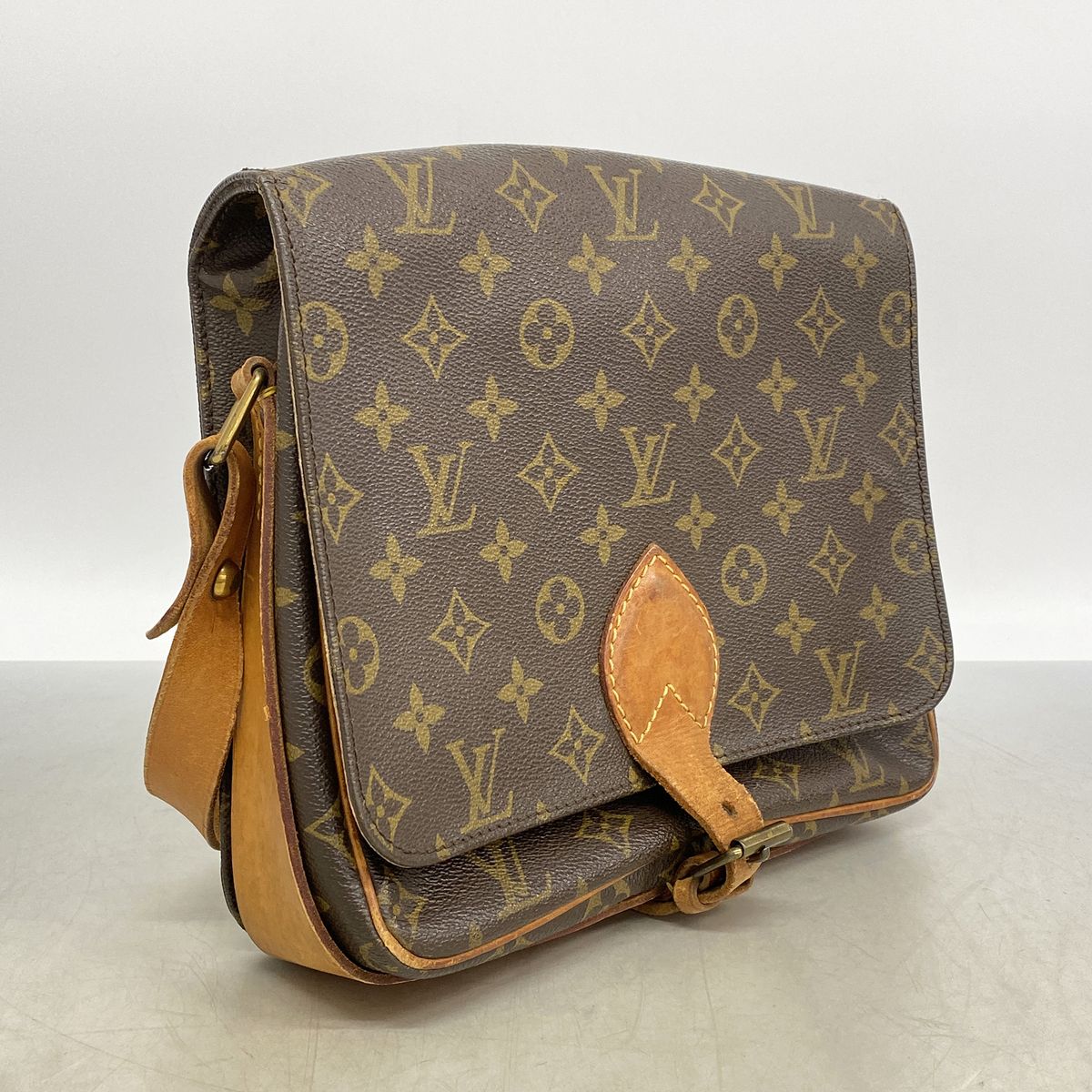 Louis Vuitton Shoulder Bag Monogram Cartouchiere GM Brown — view 2