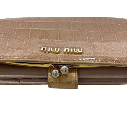 Miu Miu Bifold Kiss Lock Wallet 12 Embossed Leather Beige — view 7