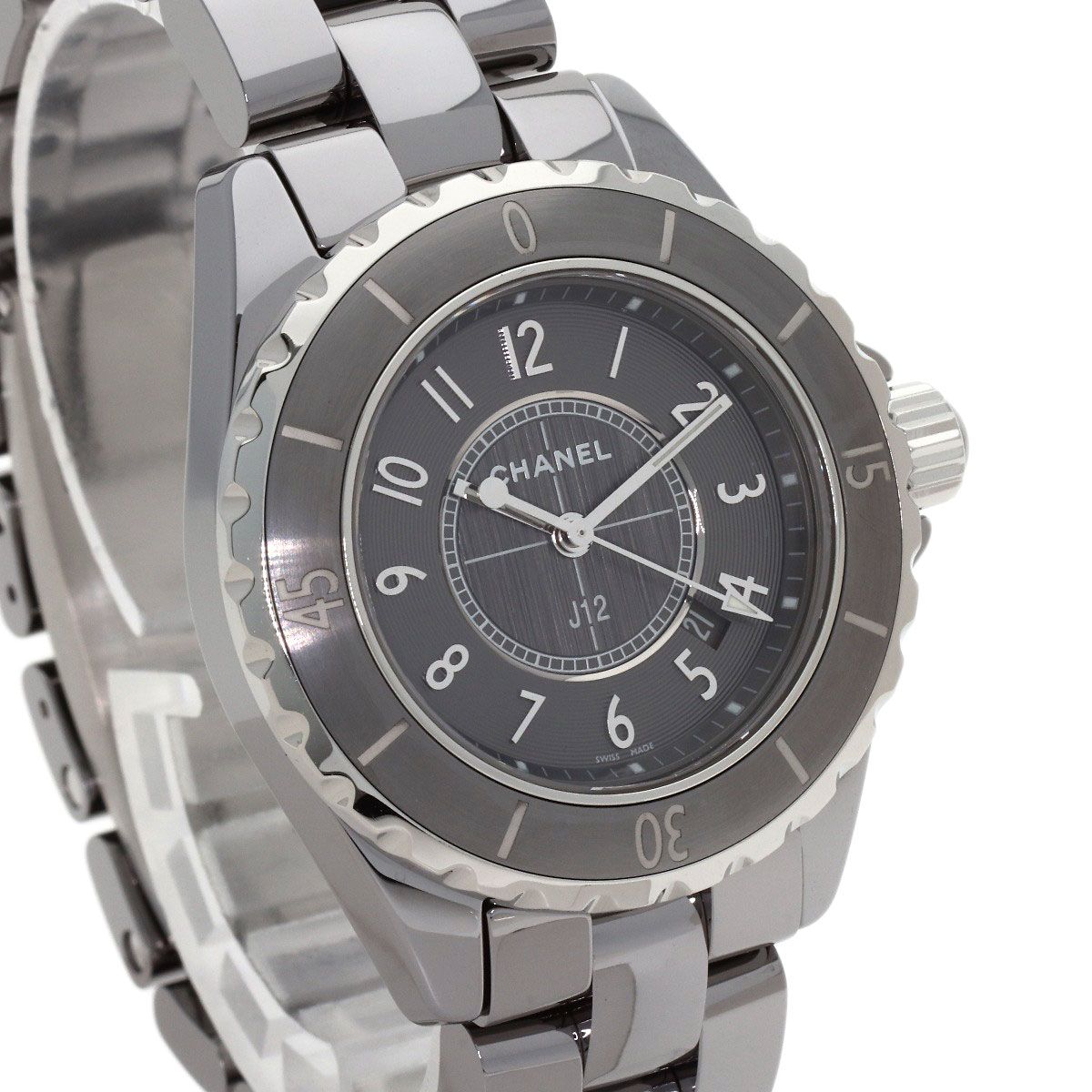 Chanel 33 Chromatic Watch Titanium Ceramic — view 4