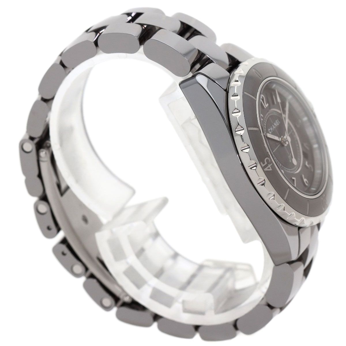 Chanel 33 Chromatic Watch Titanium Ceramic — view 2