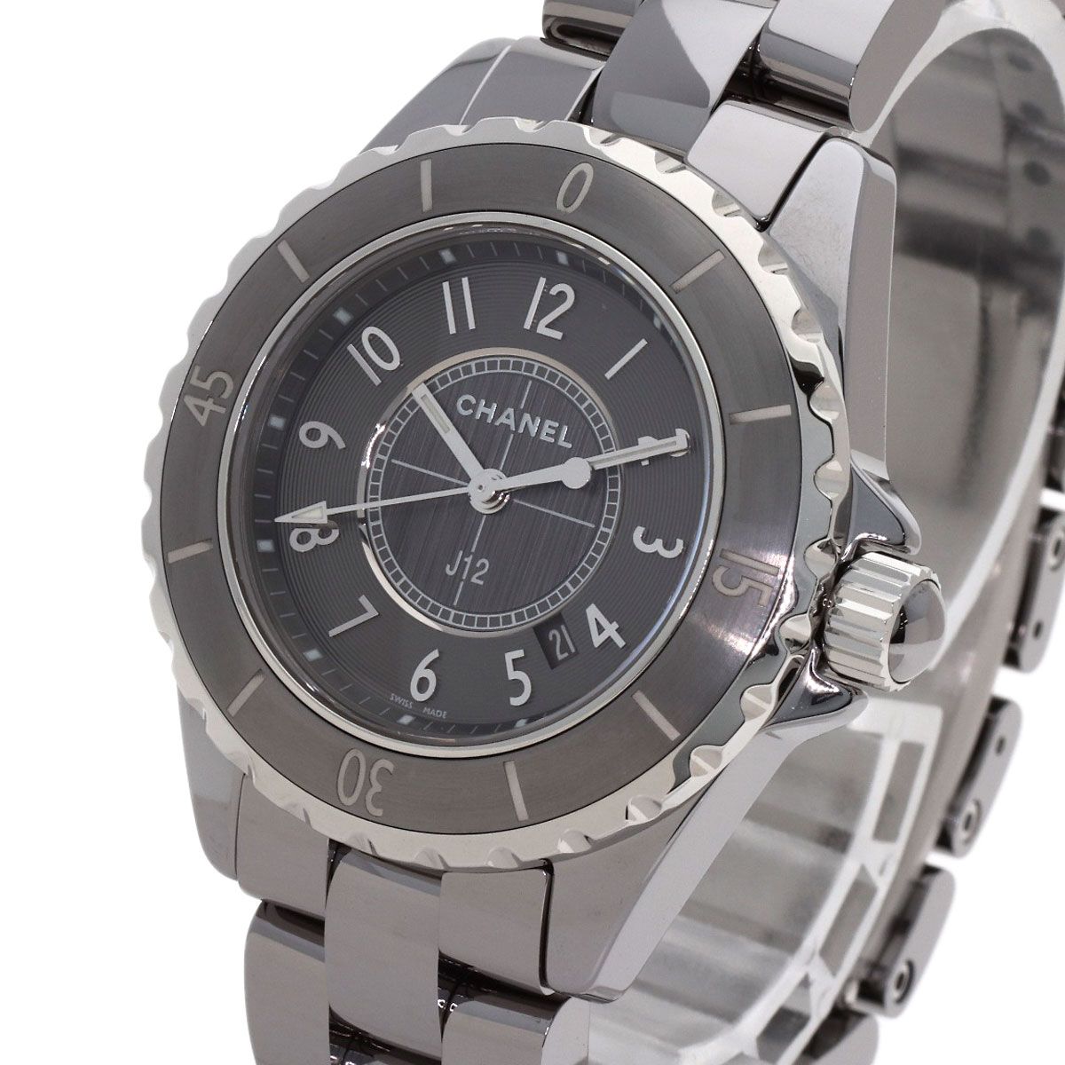 Chanel 33 Chromatic Watch Titanium Ceramic — view 3