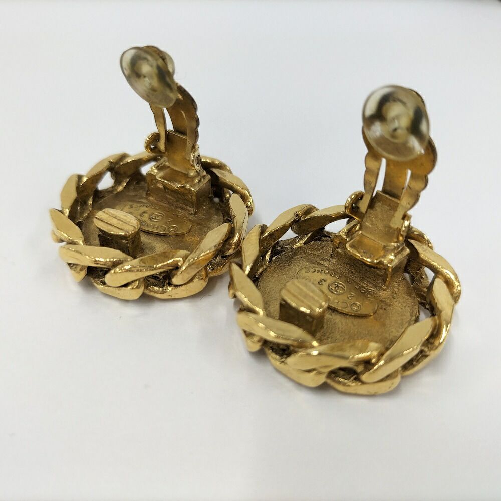Chanel CC Logo Stone Earrings Gold Plated — view 3