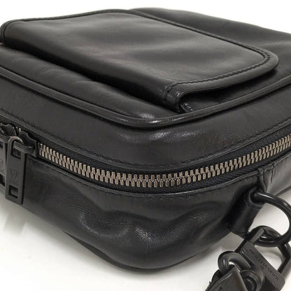 Louis Vuitton Peonia Monogram Diffel Noir — view 4