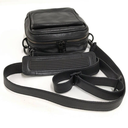 Louis Vuitton Peonia Monogram Diffel Noir — view 3