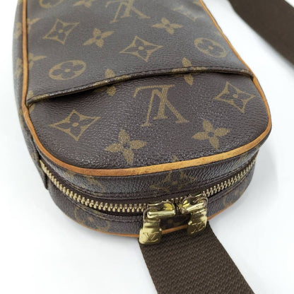 Louis Vuitton Pochette Gange Belt Bag Monogram — view 5