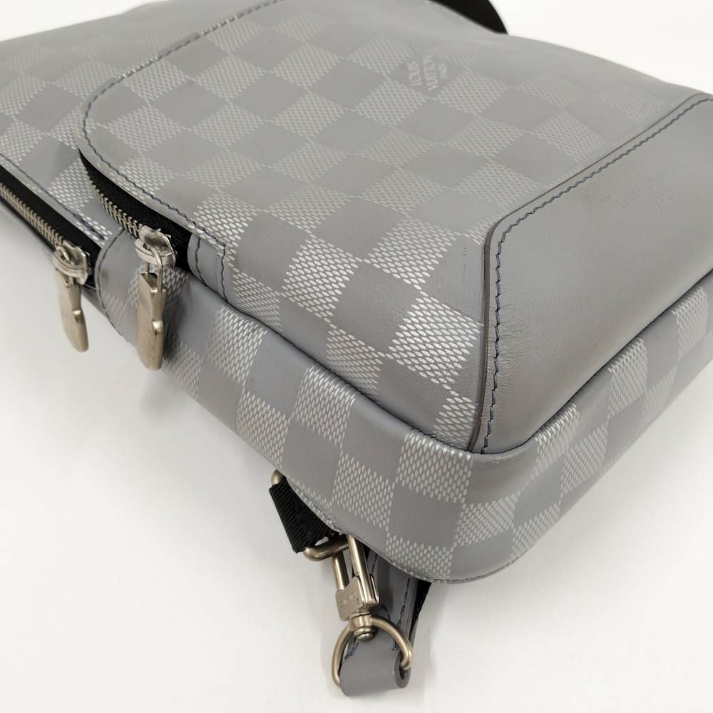 Louis Vuitton Avenue Sling Bag Damier Infini — view 3