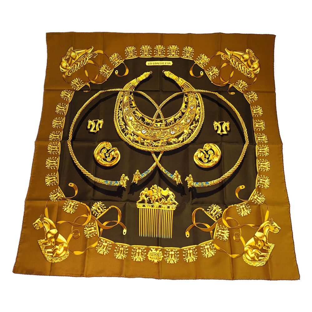 Hermes Carre 90 les Cavaliers Dor Scarf Gold