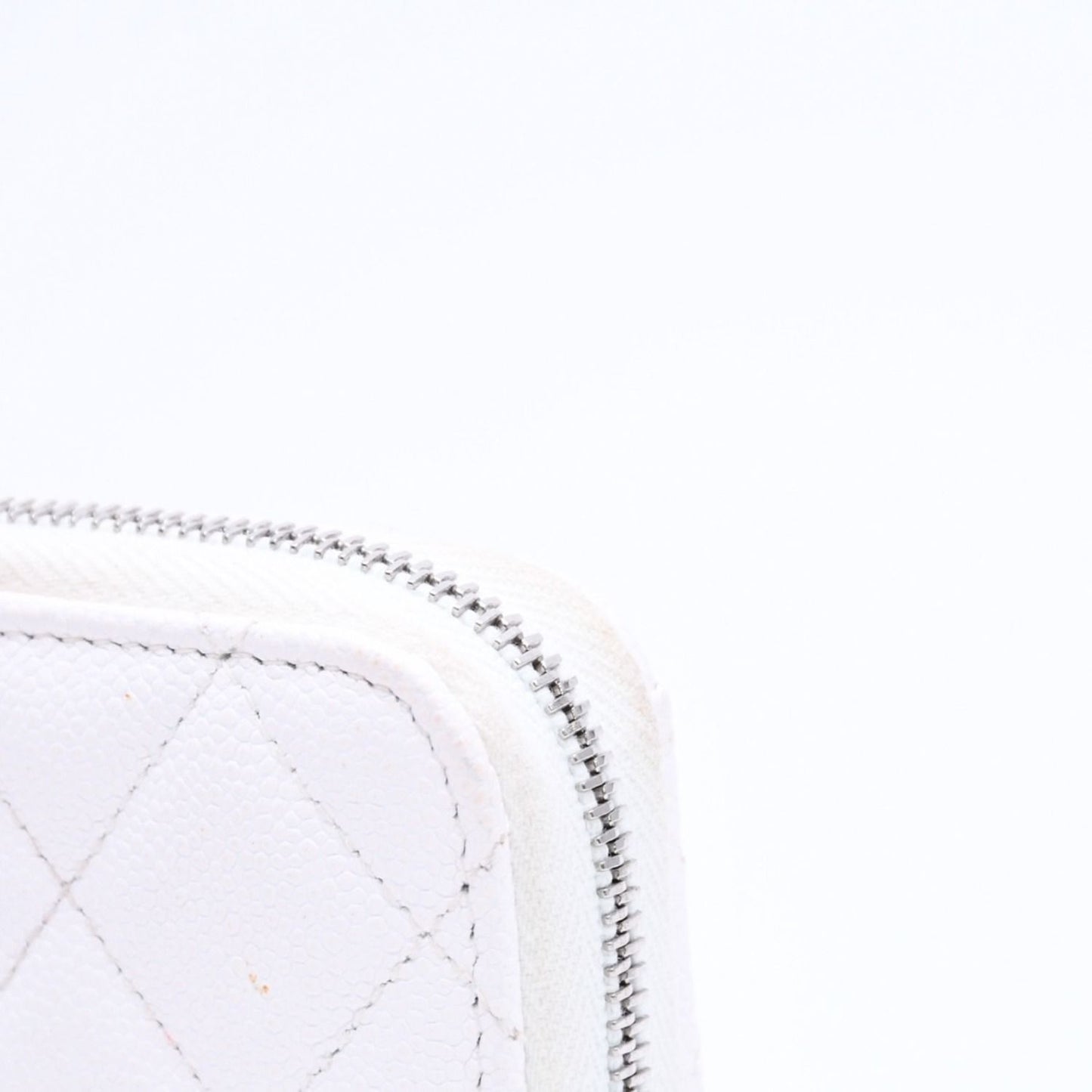 Chanel Classic Coin Purse Stand CC Logo Caviar Leather White Silver — view 4