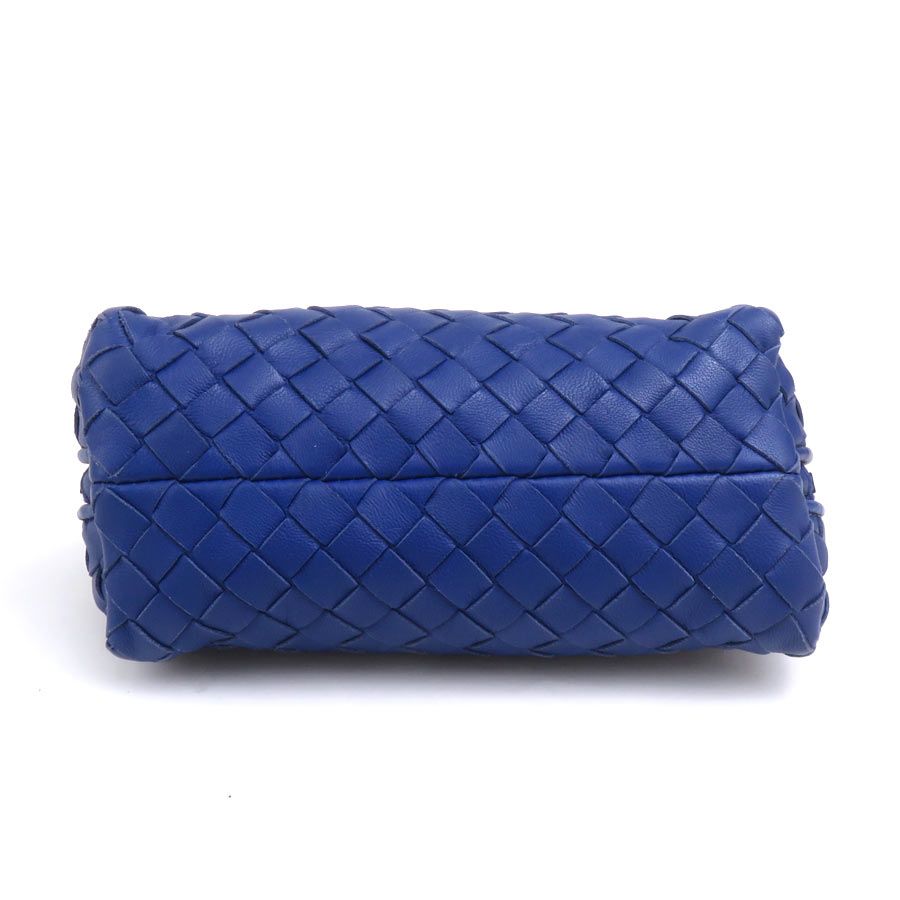 Bottega Veneta Pouch Intrecciato — view 4