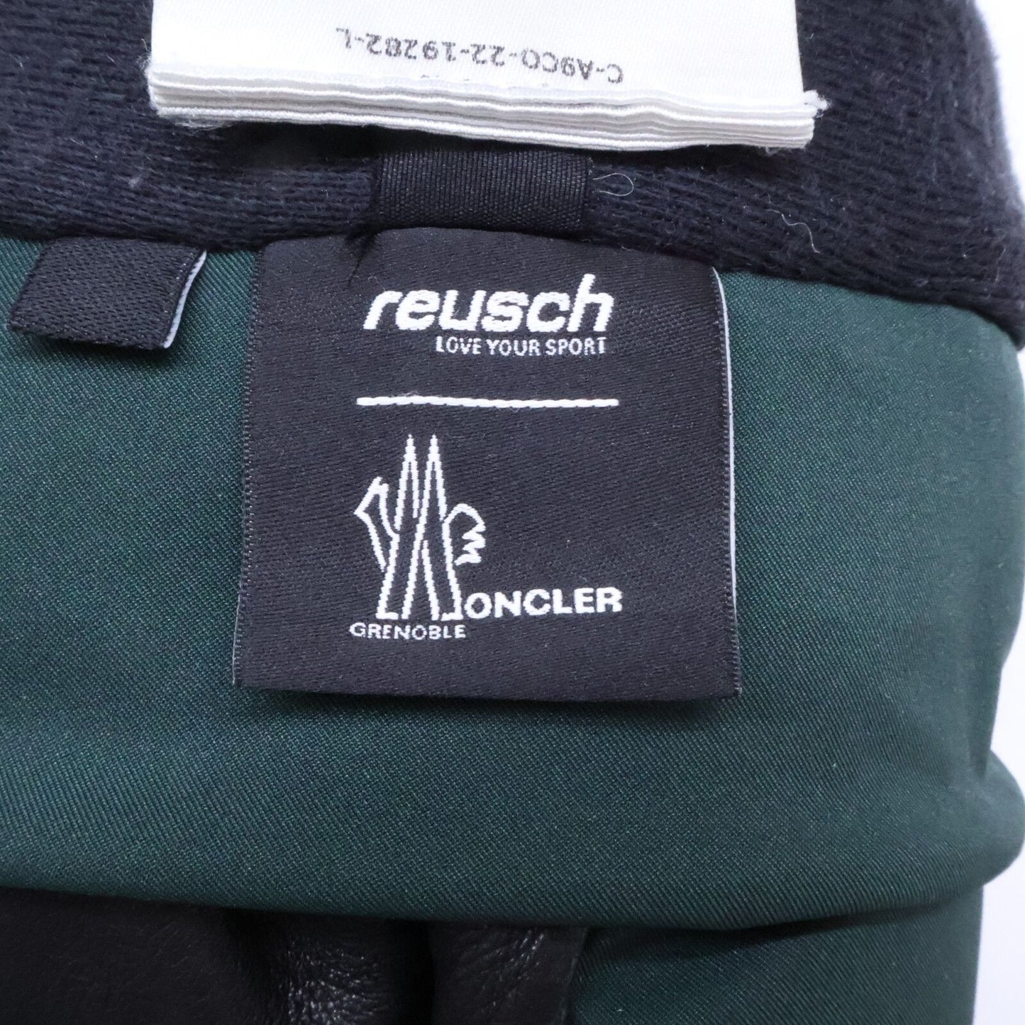 Moncler Gloves Gore-Tex Aja Star Belt — view 7