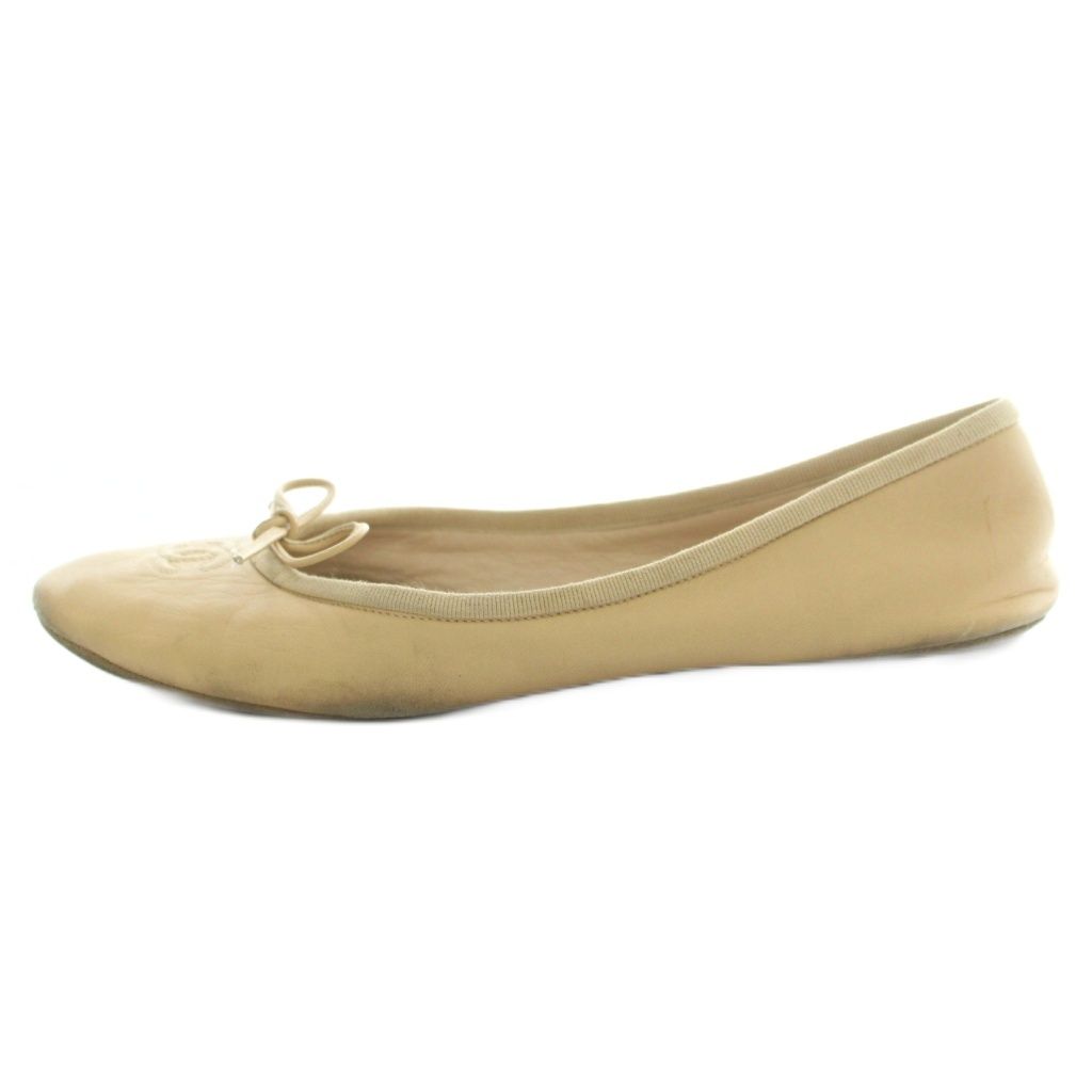 Chanel CC Logo Ballet Shoes Ribbon Leather Beige — view 2
