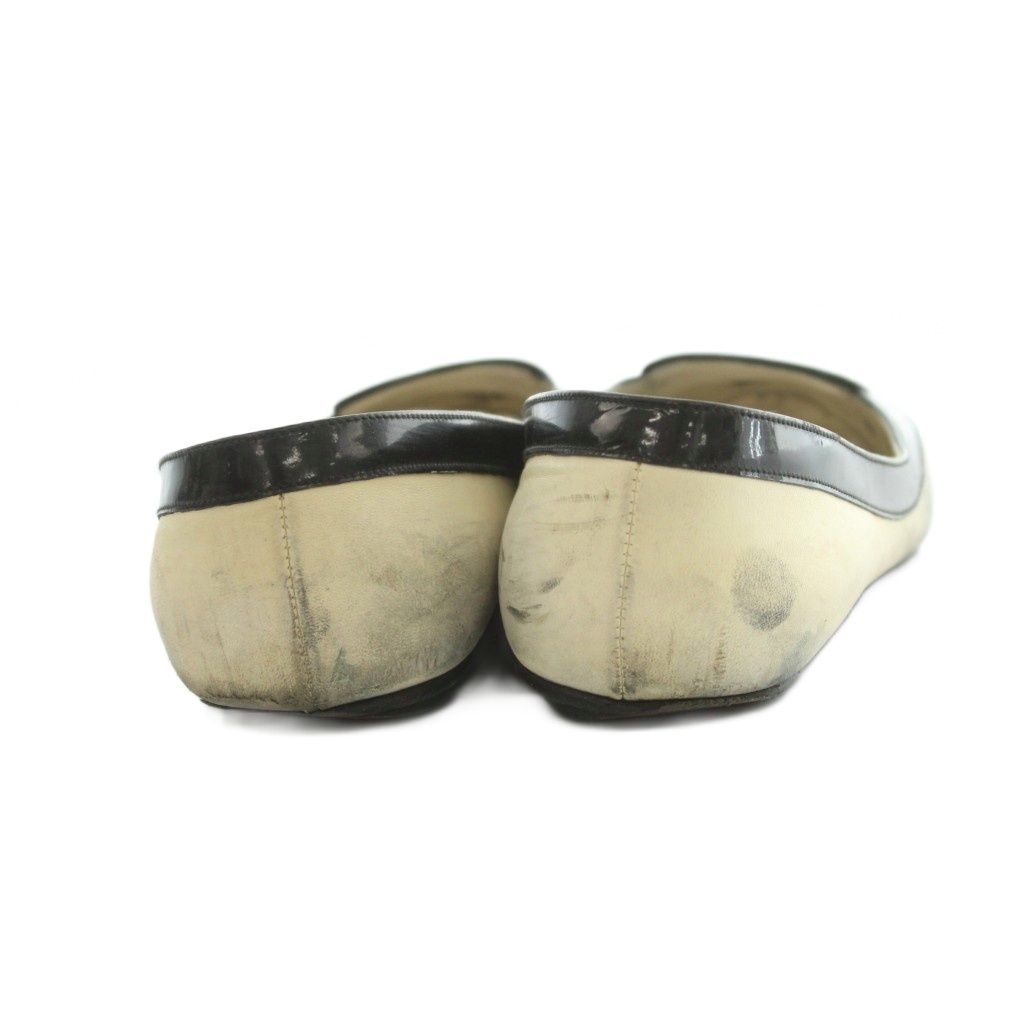 Chanel Ballet Shoes CC Logo Bicolor Ivory Black — view 5