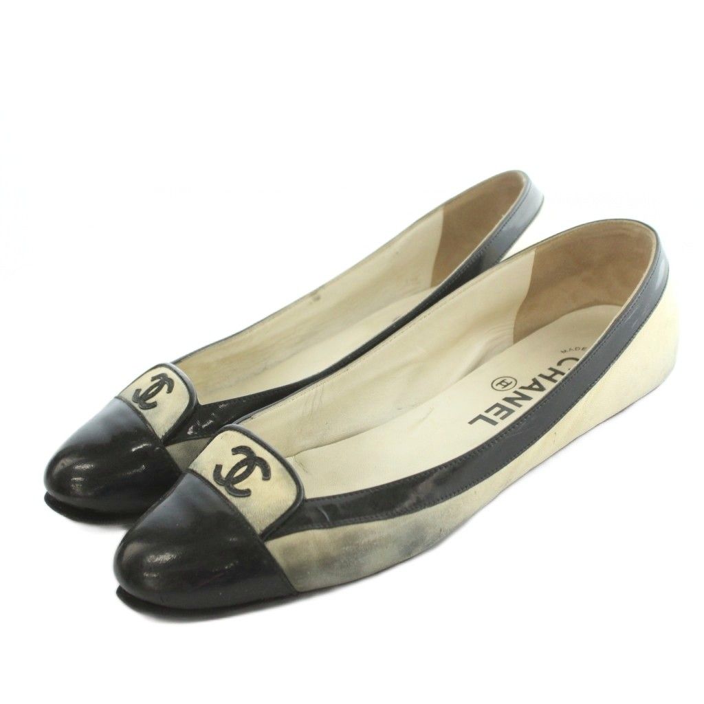 Chanel Ballet Shoes CC Logo Bicolor Ivory Black