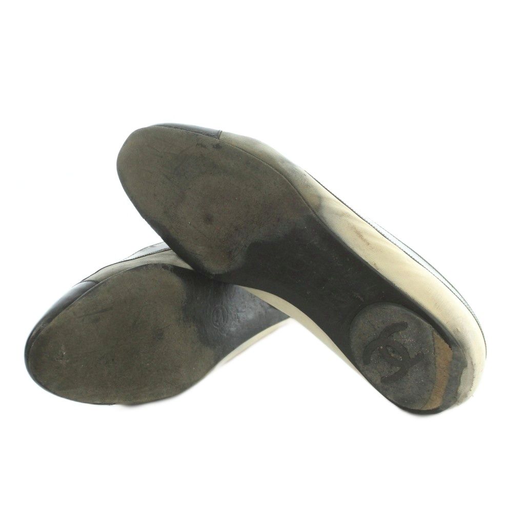 Chanel Ballet Shoes CC Logo Bicolor Ivory Black — view 6