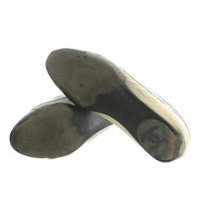 Chanel Ballet Shoes CC Logo Bicolor Ivory Black — view 6