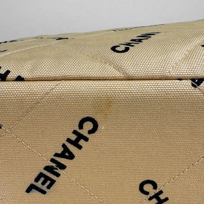 Chanel Tote Bag CC Logo Canvas Beige — view 3