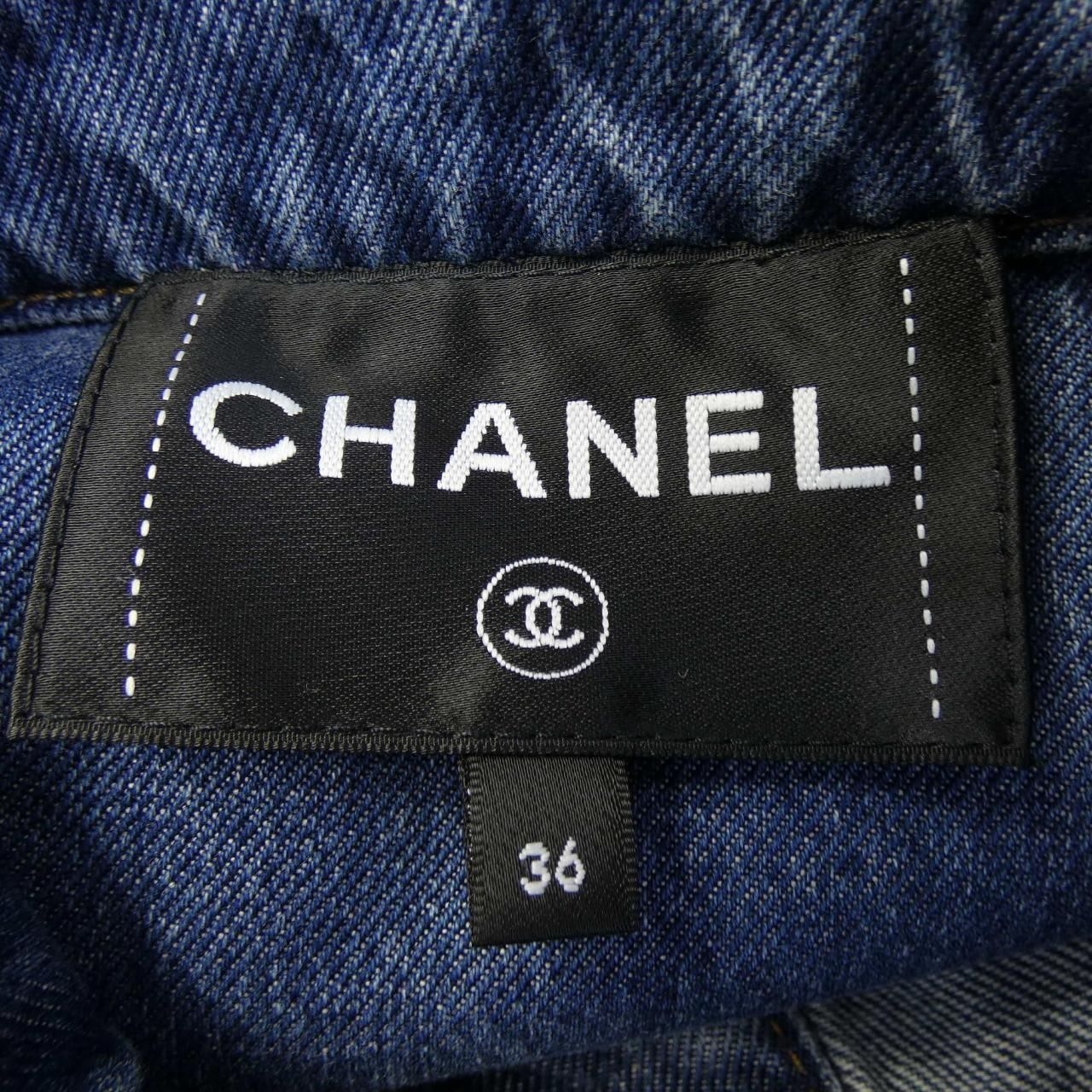 Chanel Denim Jacket Blue — view 5
